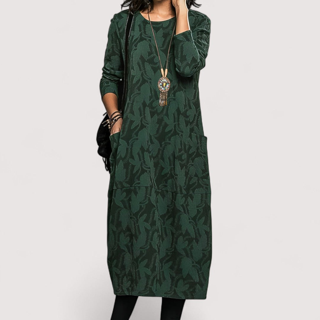 Elegantes Winterkleid – Wärme trifft Stil