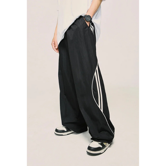 Herren Jogginghose | Polyester-Baumwollmix | Weites Bein & Seitenstreifen