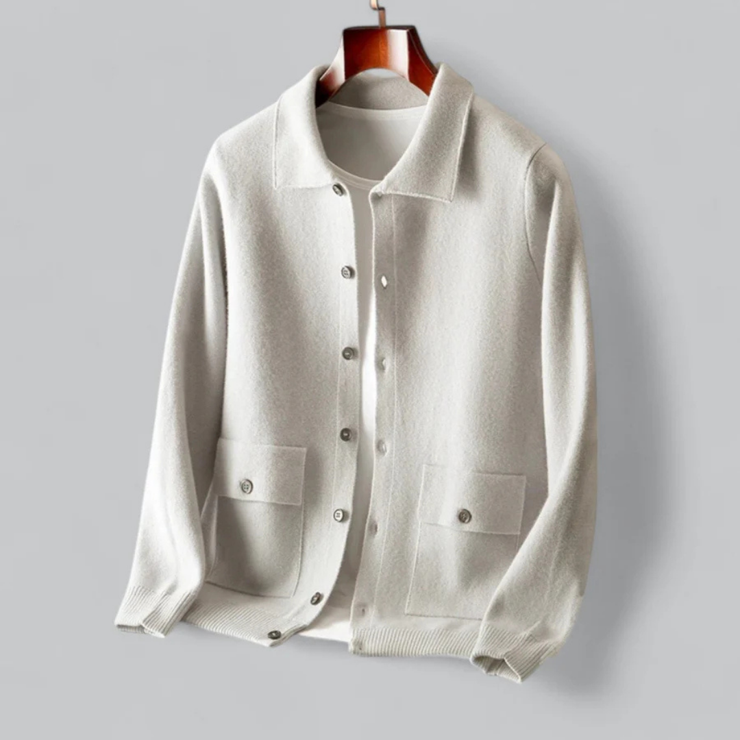Herren Strickjacke mit Daunenfüllung – Warm, bequem und stilvoll für den Winter