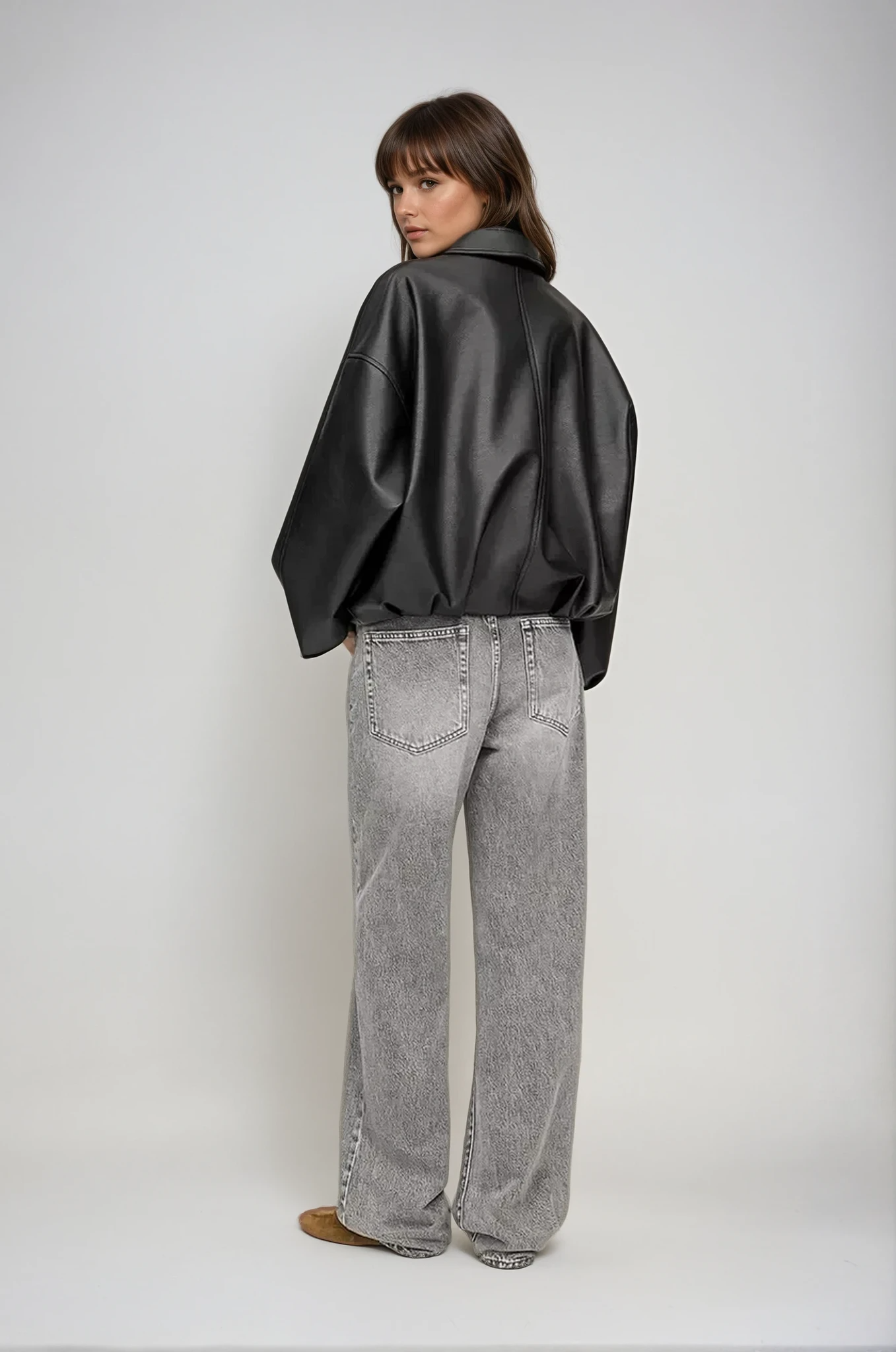 Retro pilotenjacke aus öko-leder