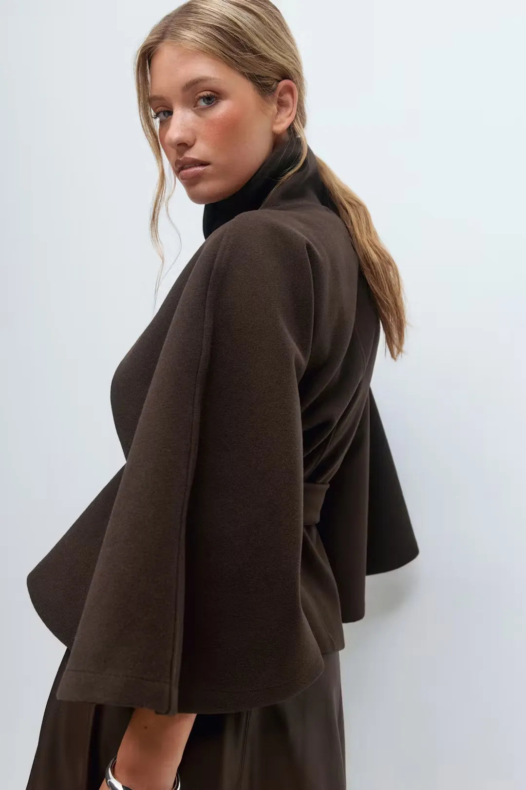 Umhangjacke mit Gürtel | Moderne Silhouette