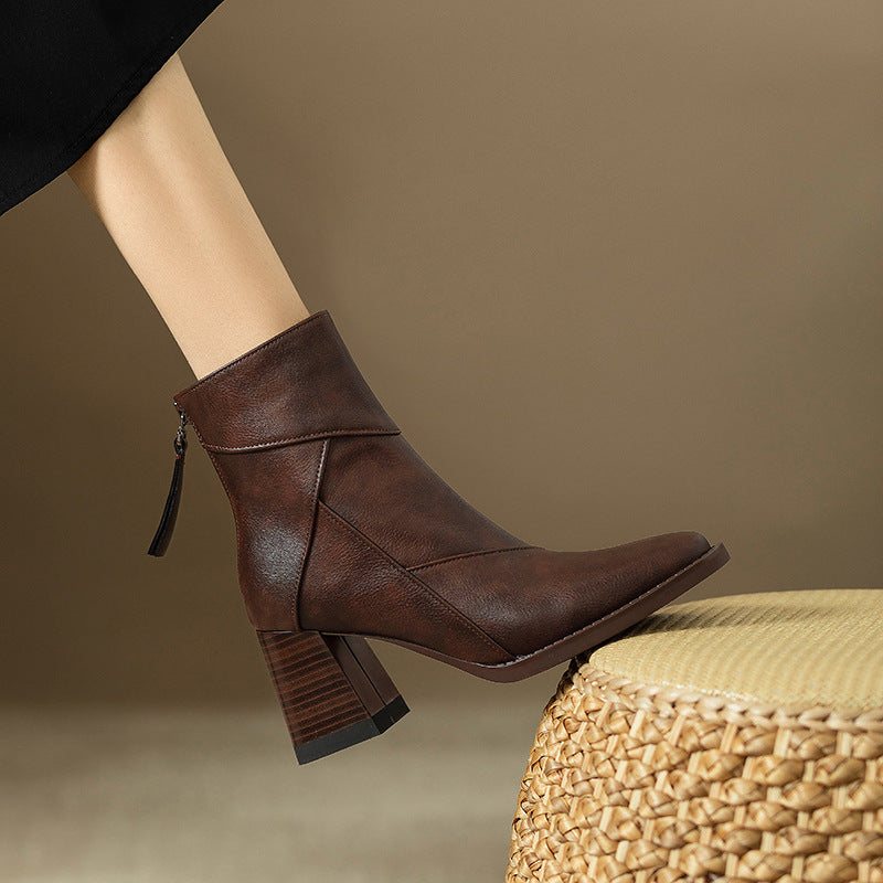 Ankle Boots mit eckiger Zehenpartie und Blockabsatz