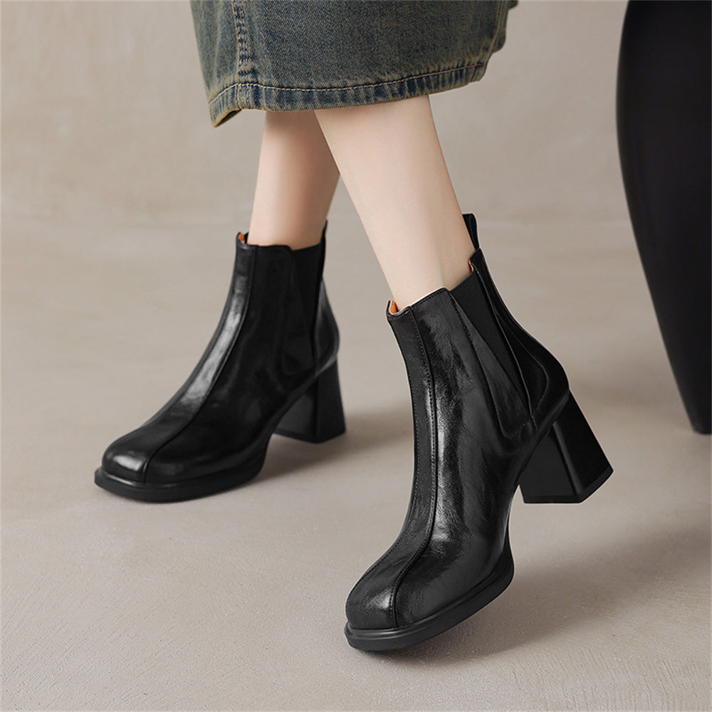 Ankle Boots mit elegantem Blockabsatz und seitlichem Reißverschluss