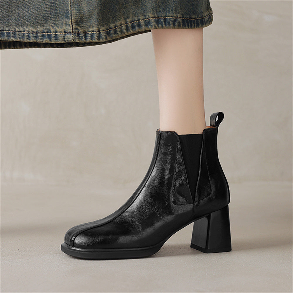 Ankle Boots mit elegantem Blockabsatz und seitlichem Reißverschluss