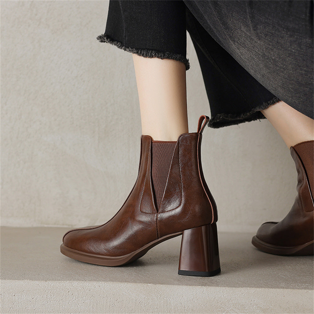 Ankle Boots mit elegantem Blockabsatz und seitlichem Reißverschluss