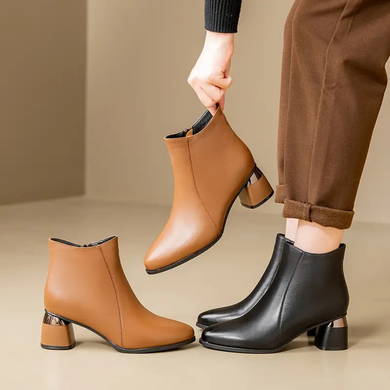 Ankle Boots mit mittlerem Absatz und seitlichem Reißverschluss