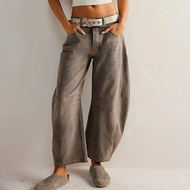 Damenjeans mit weitem Schnitt