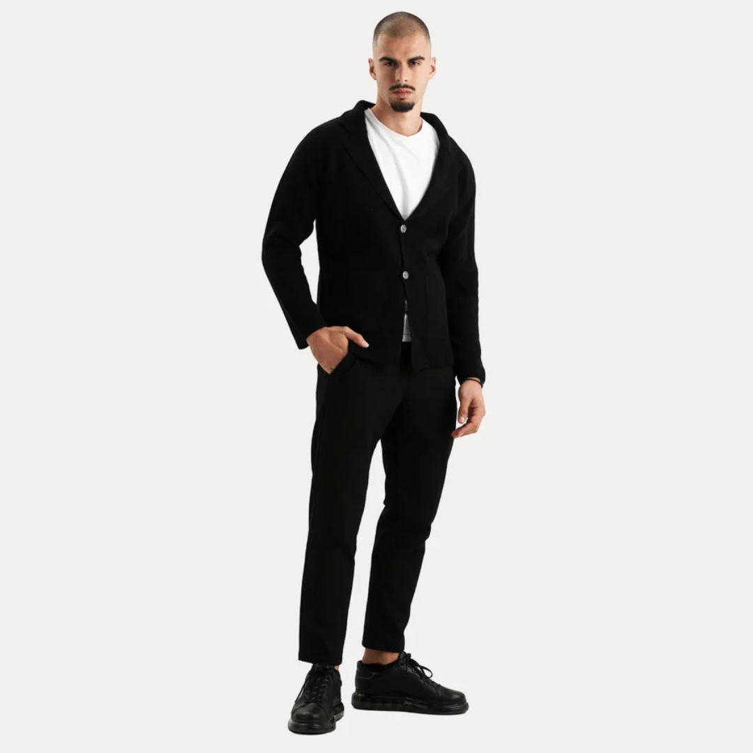 Herren Strickjacke – Klassischer Stil und angenehme Wärme für den Winter